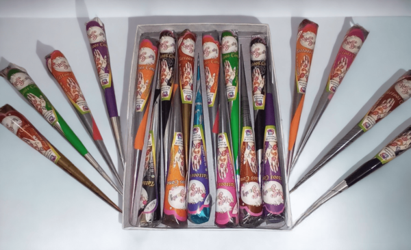12 Pcs Multicolor Mehndi Cones - Image 3