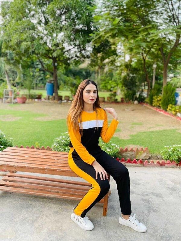 2 Pcs Strip Pattern Track Suit