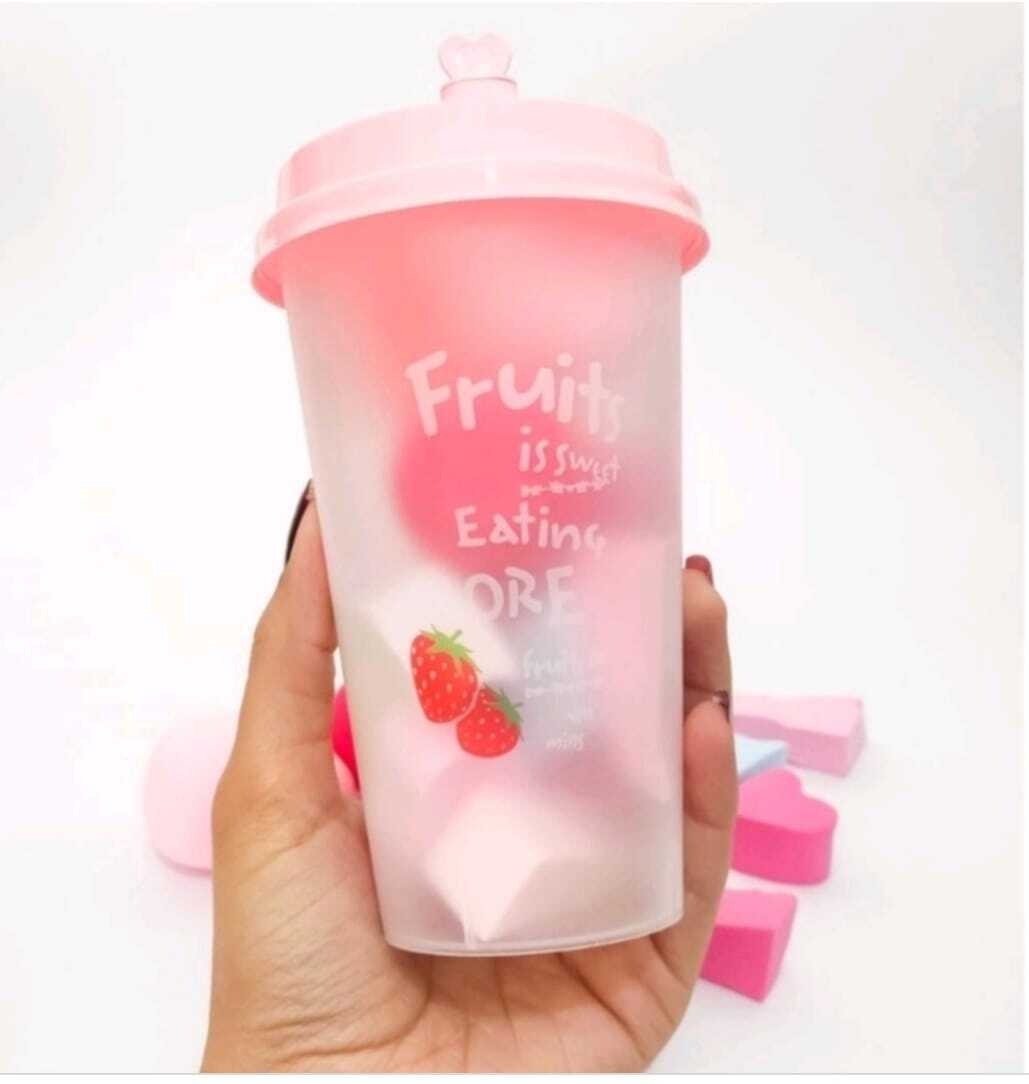 Beauty Blender With Cup - Image 2