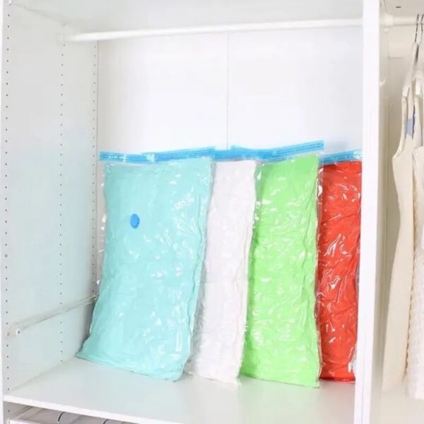 Airloc Set of 5 Vacuum Storage Bags for Clothes with Hand Pump - Image 2